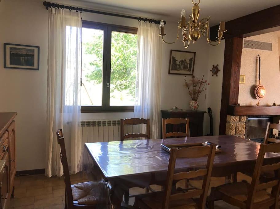Comme Chez Mamie, Maison Entiere 1-6 Personnes Alby-sur-Cheran Kültér fotó